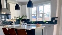 💙 💛 🚰Kitchen 💎Quartz 🎨Color: Bianco Carrara 🚚 @cosmosgmcharlotte ⚒️Builder: @johnston_brothers_homes 🛋Staging: @tntstaging 📱 7047747272 💻 @avsonskitchenbath 📧 avgranite@hotmail.com | AVSONS Kitchen and Bath