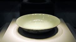国家博物馆典藏珍宝——唐代秘色葵口瓷盘