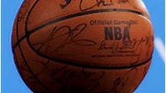 😳 💎An iconic piece of basketball history! This Spalding NBA Official Game basketball, hand-signed by (22) members of the 1992 NBA All-Star team, including legends like Michael Jordan and Scottie Pippen, is up for grabs in the April Pristine Elite Auction. Don't miss your chance to own this extraordinary piece of sports memorabilia! prstn.co/3QgMQi2 #NBA #Basketball #MichaelJordan #ScottiePippen #1992NBAAllStar #PristineElite #Auction | Pristine Auction
