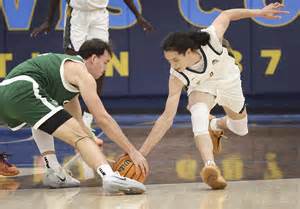 Erhart wins defensive player of year in RMAC, leading Skyhawks hoops ...