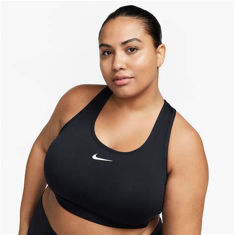 Nike Swoosh Medium Support Women's Padded Sports Bra (Plus Size). Nike IL
