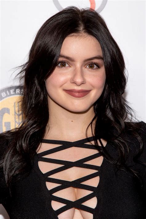 Ariel Winter Sexy Big Cleavage - Hot Celebs Home