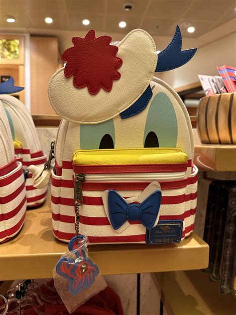 Shop on the High Seas With This Disney Cruise Line Merchandise ...
