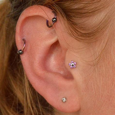 Instagram | Cool ear piercings, Tragus piercing jewelry, Tragus ...