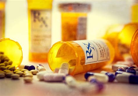 What is the M366 White Pill: Uses, Side Effects, & Risks