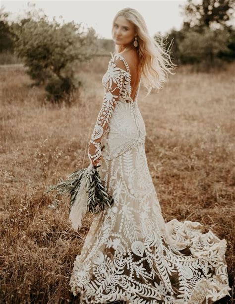 LIPOSA Women's Bohemian Wedding Dresses with Detachable Arm Bands Sweetheart Mermaid Lace Bridal ...