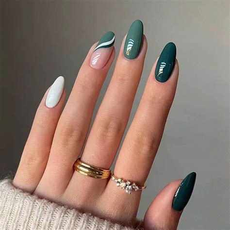 Cute Oval Nail Designs