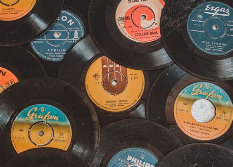 How Big Is A Vinyl Record Label | Audiolover
