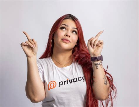 Aryanna Savegnago: A Influenciadora Baiana que Conquistou a Internet e Um Milhão de Reais ...