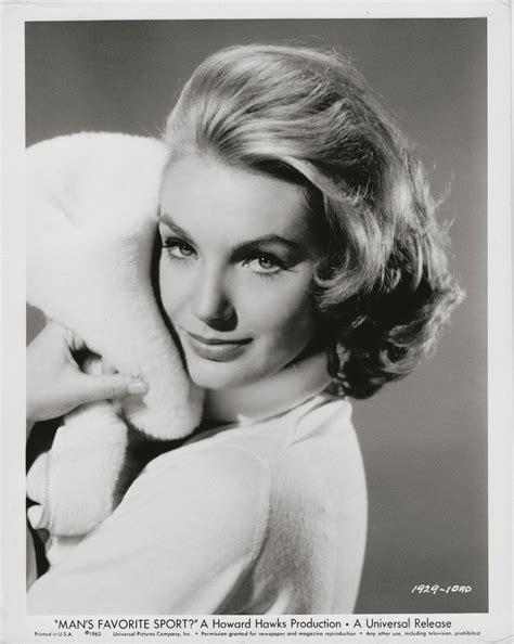 Maria Perschy : ClassicScreenBeauties