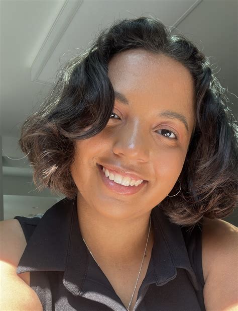 CV - Mia Hines, PhD Student