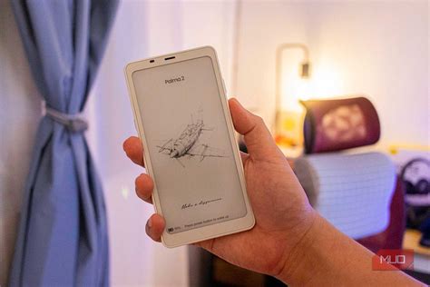 I Used a Minimalist Phone for a Week, and I’m Tempted to Keep It That Way