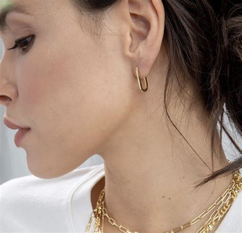 Gorjana Jewelry Review - Must Read This Before Buying