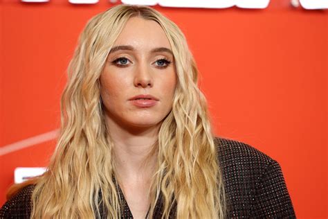 Aliyah Edwards, Nika Muhl & others react to Paige Bueckers' stunning ...