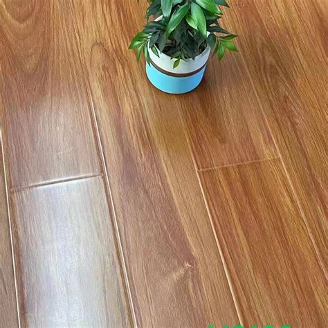 Wholesale Europe Style Selections Laminate HDF Parquet Wood Flooring ...