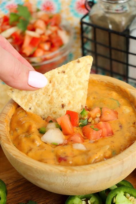 Buffalo Wild Wings Chili Con Queso Recipe - Bitz & Giggles