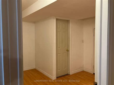 BSMT A - 29 Sandy Point Drive S, Richmond Hill, ON L4S 2W7