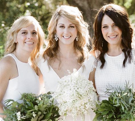 My mom and aunts (Megan, Caitlyn, Amanda) what would you do to them, best comment gets nudes ...