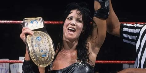 10 Tallest Female Wrestlers in WWE History (Ranked)