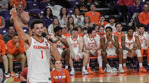 Chase Hunter returns to Clemson basketball, withdraws from NBA Draft