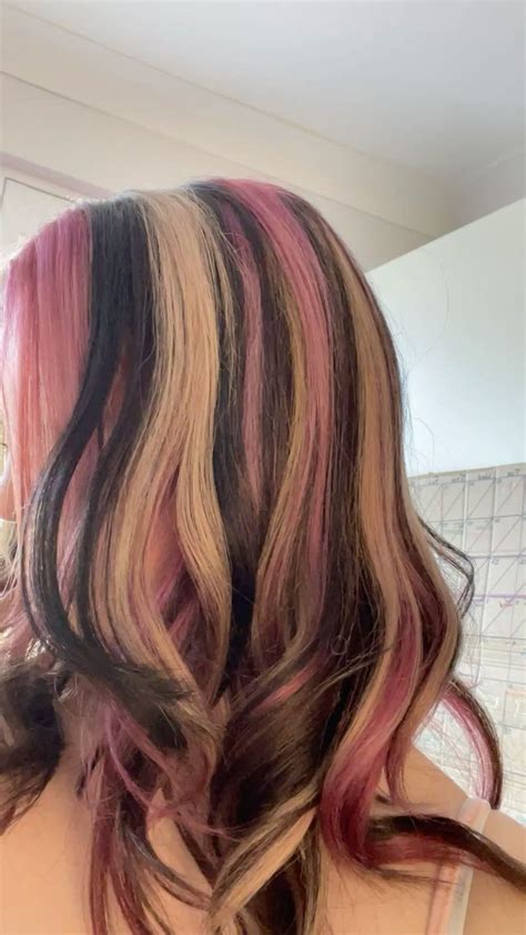 Neapolitan Hair