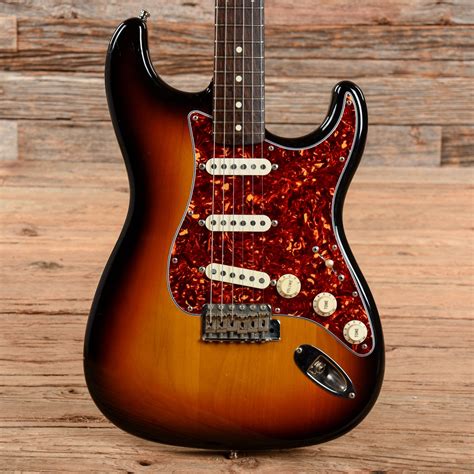 Fender ST-62 Stratocaster 3 Color Sunburst 1993 - Chicago Music Exchange