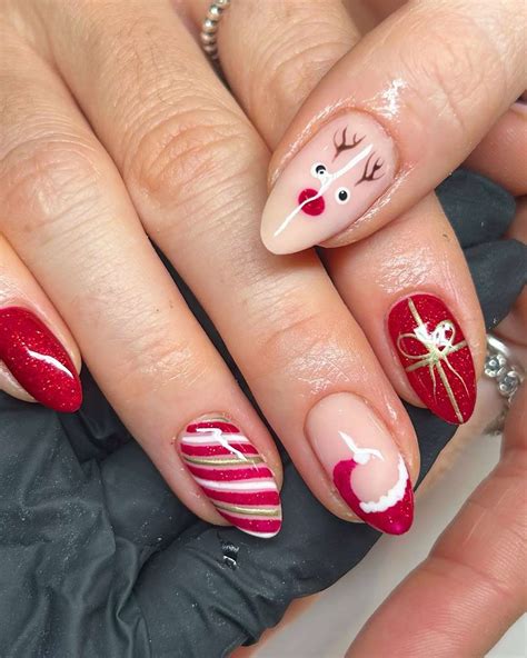 21 Candy Cane Nail Looks to Try, from Subtle Stripes to Colorful Swirls