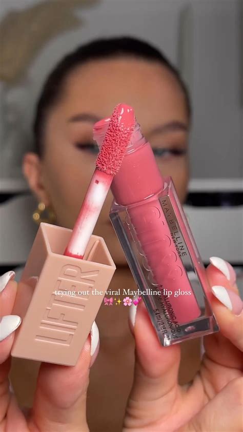 Maybelline New York Lifter Gloss Hydrating Lip Gloss with Hyaluronic Acid, Gummy Bear, Sheer ...