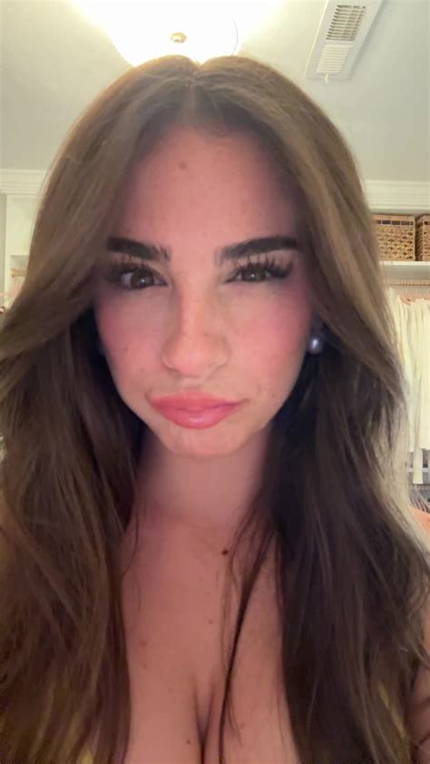 sofia crnilovic (@softy.sof) - Urlebird