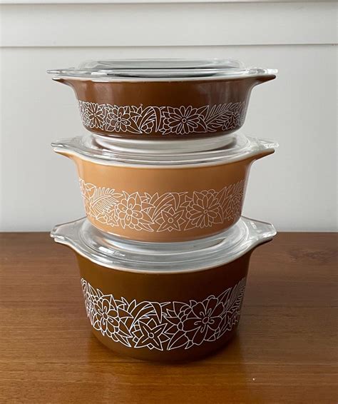 Set Pyrex Woodland Casserole Dish & Lids (#471,472,473) Ovenware to ...
