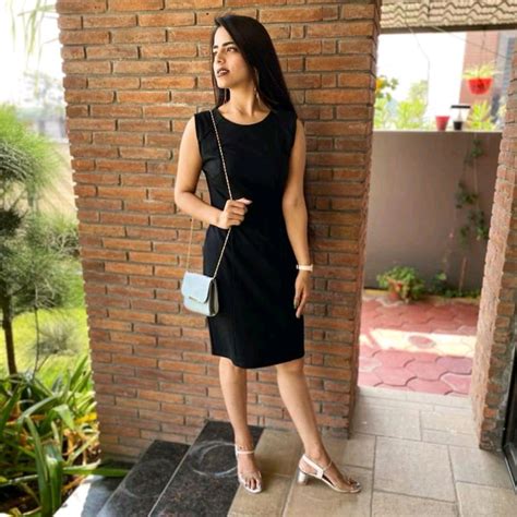 HR Executive..... https://lnkd.in/dFGeqBSp | Mansi Goswami