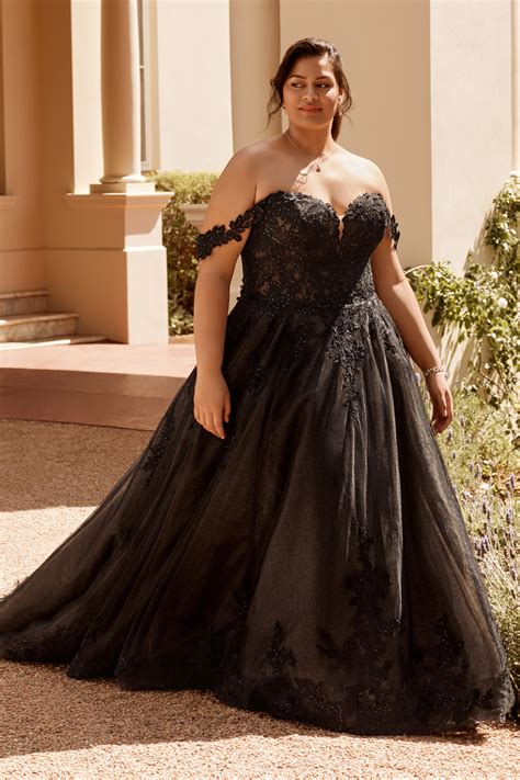 Plus Size Dresses With Sleeves Black