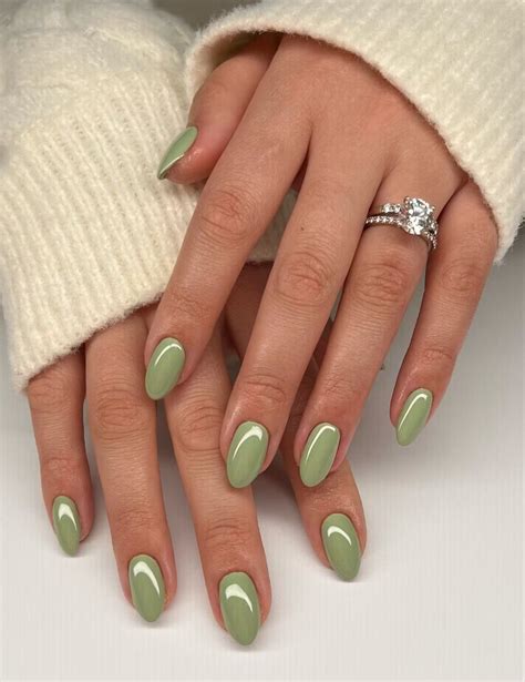 Pin by Janemarie Hucks on Nail designs | Stylish nails, Green nails ...