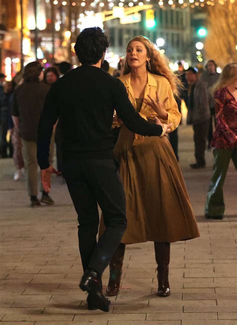 Blake Lively, Justin Baldoni Shares Kiss on 'It Ends with Us' Set: Photo