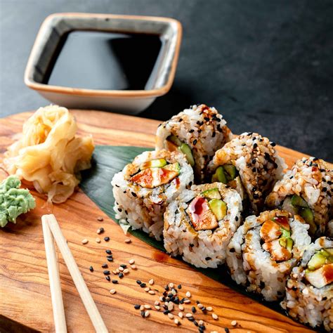 Chicken teriyaki roll – Foodisland Sushi & Japanese