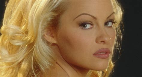 Pamela Anderson's Memoir Barely Mentions The Sex Tape. It's All About ...