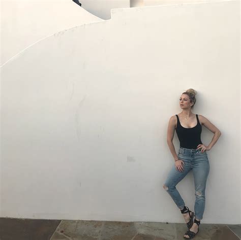 Iliza Shlesinger TheFappening Sexy (12 Photos) | #The Fappening