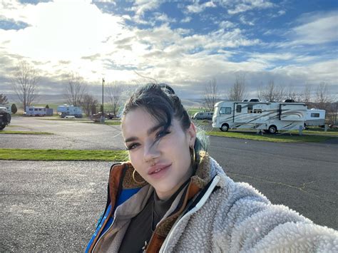 TW Pornstars - 2 pic. Lizbeth Eden. Twitter. the rig the driver. 8:01 PM - 16 Mar 2022