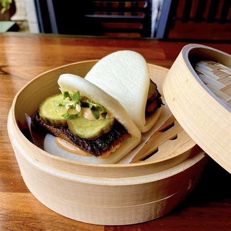 Singapore Room - Saugatuck Douglas, MI