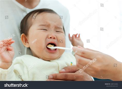 2,231 imágenes de Baby not eat - Imágenes, fotos y vectores de stock ...