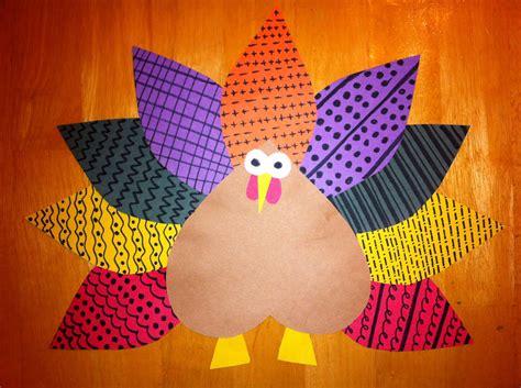 Pattern turkey = math + Thanksgiving art! Thank you, Childmode.com, for the inspiration ...