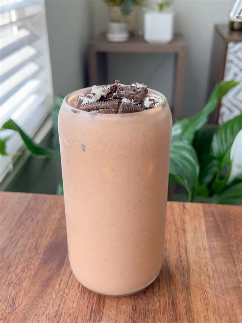 Chocolate Banana Peanut Butter Protein Shake - Peanut Butter and Jilly