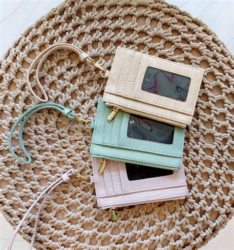 TRANY (@trany.official) • Instagram photos and videos