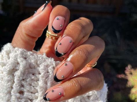 17 Black French Tip Nails Bring the Goth Back to Your Manis
