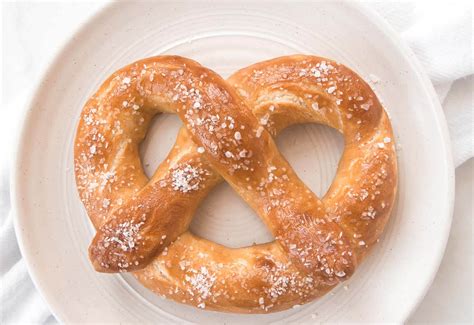 10 Soft Pretzel Nutrition Facts - Facts.net