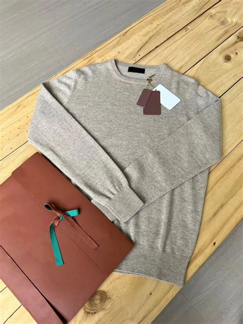 Classic Men's Cashmere Pullover Sweater: Comfortable And Stylish ...