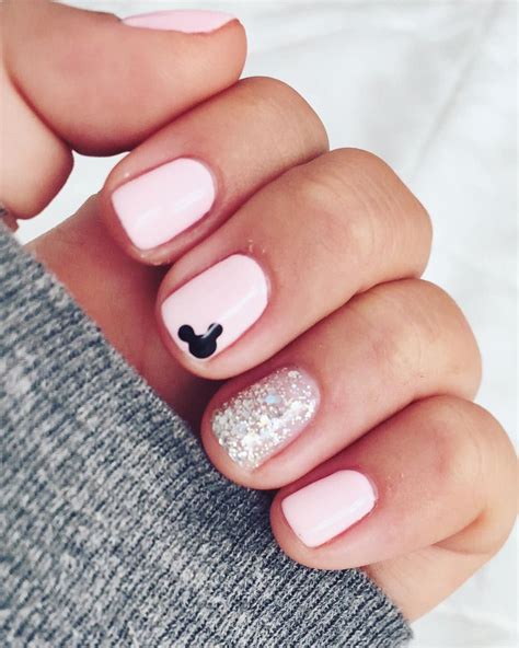 Disney Nail Ideas : Delightful Disney Nail Design Ideas Travelingmom ...