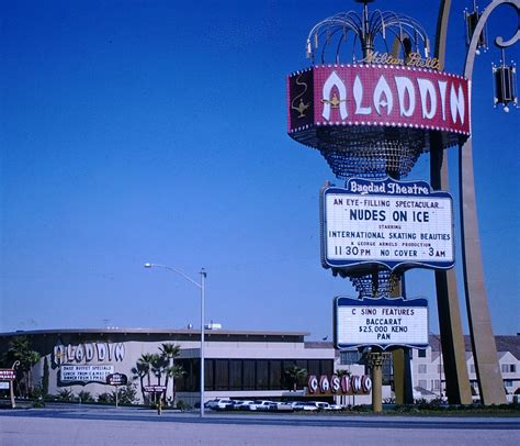 How Bizarre! Weird Vintage Images, 1905-1976 : r/TheWayWeWere