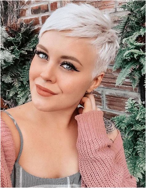 Short Grey Hair, Short Hair Cuts For Women, Short Hairstyles For Women ...