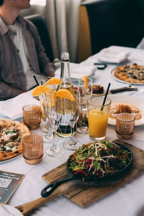 The Six Social House